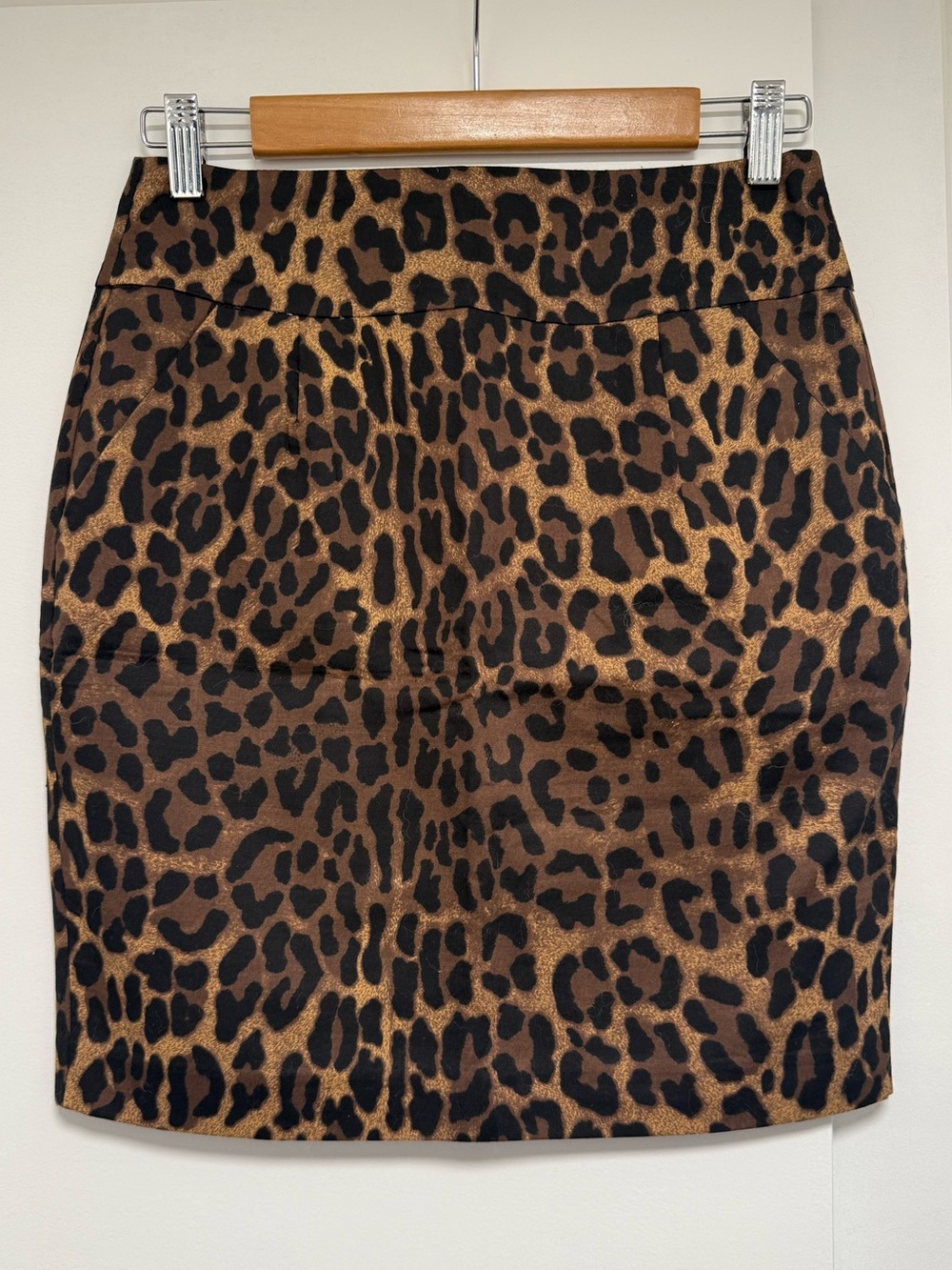 NWT Forever 21 Leopard Print Mini Pencil Skirt Size M, Cheetah, Animal Print